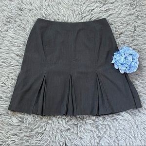 LARRY LEVINE Stretch Dark Grey Ruffled Pencil Skirt, Size 14, Like New